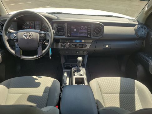 Used 2021 Toyota Tacoma SR AWD/4WD image 12