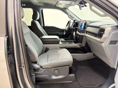 Used 2021 Ford F150 XLT AWD/4WD image 27