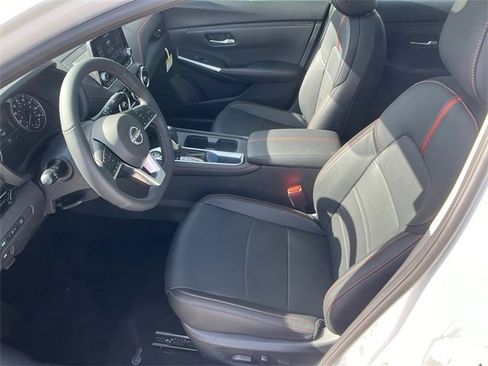 New 2025 Nissan Sentra SR w/ SR Premium Package image 9