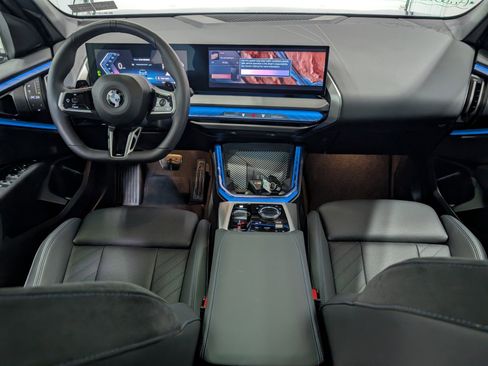 Used 2025 BMW X3 xDrive30i w/ M Sport Package image 11