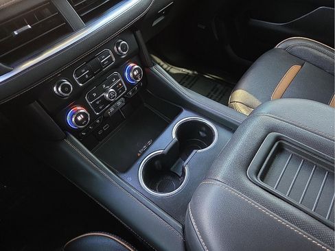 Used 2023 GMC Yukon AT4 w/ AT4 Premium Package image 25