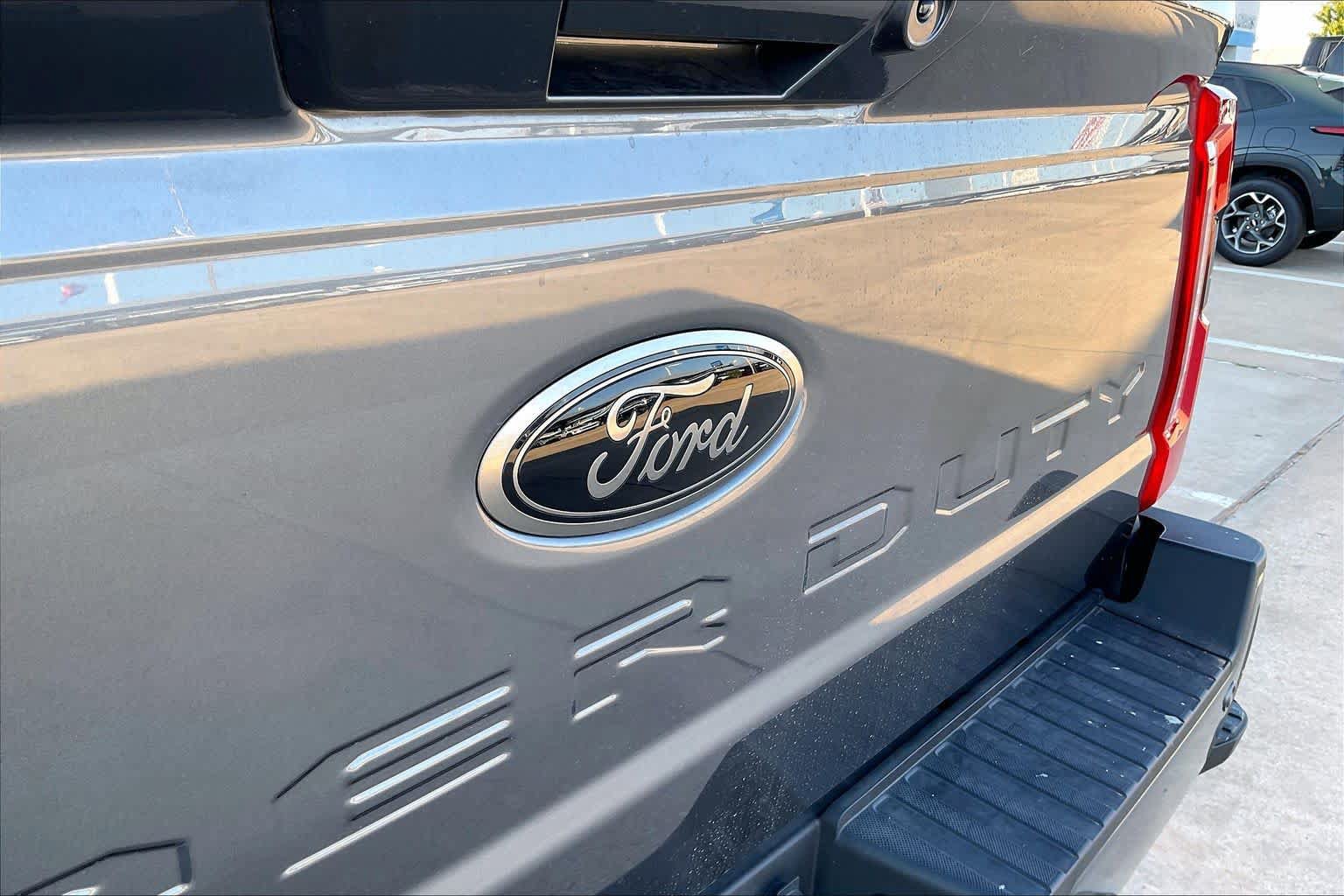 Used 2026 Ford F250 XLT w/ XLT Premium Package AWD/4WD image 30