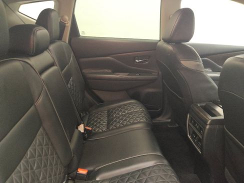 Used 2019 Nissan Murano Platinum image 19