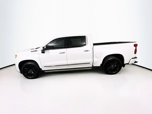Certified 2024 Chevrolet Silverado 1500 High Country w/ Technology Package AWD/4WD image 4