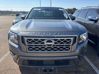 Used 2022 Nissan Frontier SV video 2