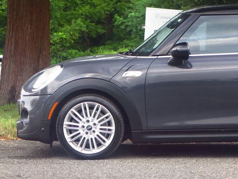 Used 2014 MINI Cooper S FWD image 16