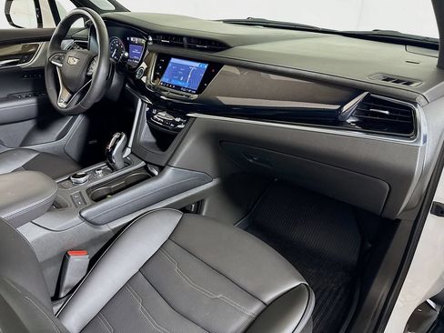 Certified 2025 Cadillac XT6 Premium Luxury w/ Platinum Package AWD/4WD image 30