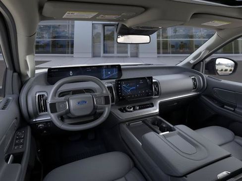 New 2026 Ford Expedition Max Active AWD/4WD image 9