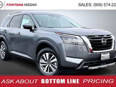 Used 2024 Nissan Pathfinder SL