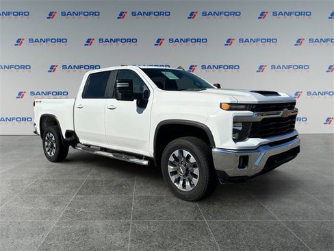 Used 2024 Chevrolet Silverado 2500 LT w/ All Star Edition image 7