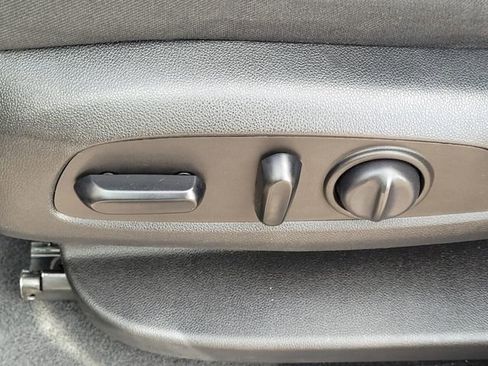 Used 2022 Chevrolet Equinox LT image 21