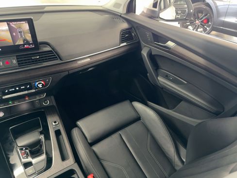 Used 2023 Audi Q5 e Premium Plus image 28