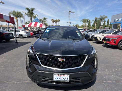 Used 2019 Cadillac XT4 Sport w/ Cold Weather Package FWD image 3