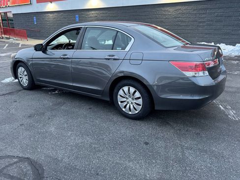 Used 2011 Honda Accord LX image 2
