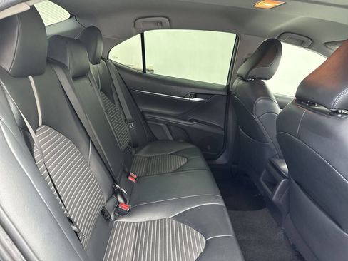 Used 2019 Toyota Camry SE FWD image 35