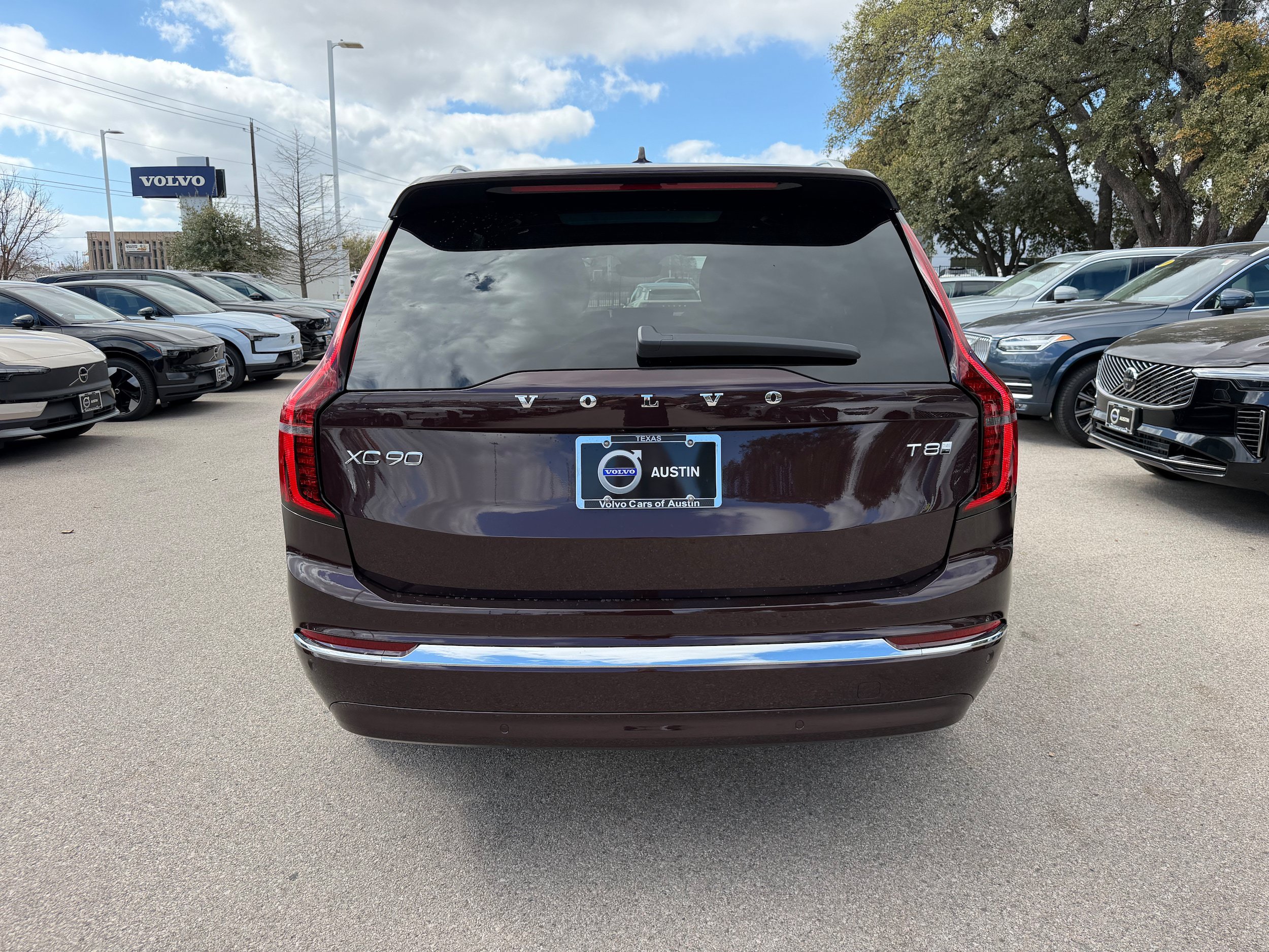 New 2026 Volvo XC90 T8 Plus AWD/4WD image 5