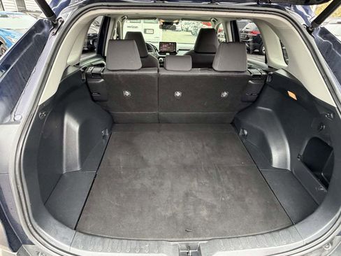 Used 2019 Toyota RAV4 XLE w/ Convenience Package AWD/4WD image 17