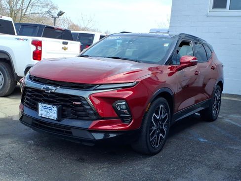 Used 2023 Chevrolet Blazer RS w/ Driver Confidence II Package AWD/4WD image 3
