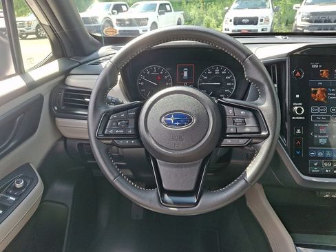 Used 2025 Subaru Forester Premium w/ Convenience Package #2 AWD/4WD image 19