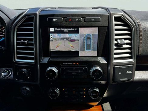 Used 2017 Ford F150 Limited image 31