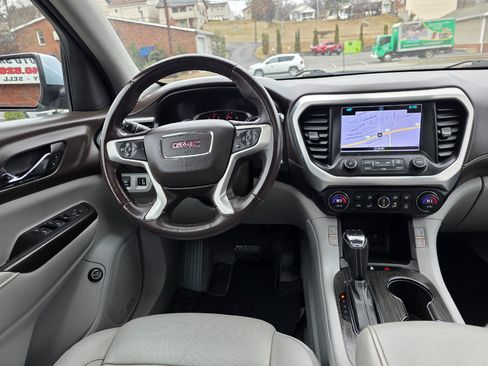 Used 2017 GMC Acadia SLT image 21