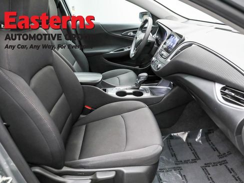 Used 2024 Chevrolet Malibu LT image 23