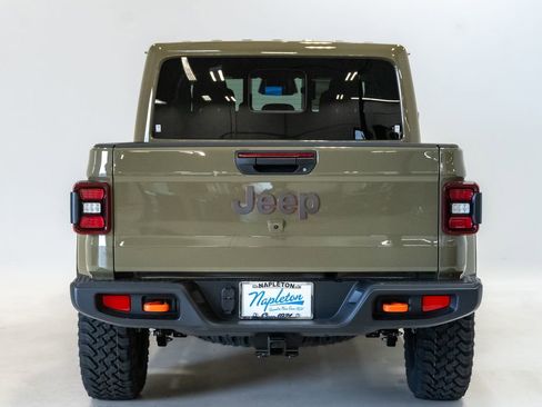New 2026 Jeep Gladiator Mojave image 25