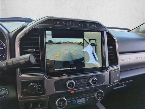 Used 2022 Ford F350 Platinum image 12
