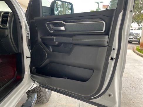 New 2022 RAM 1500 Big Horn image 24