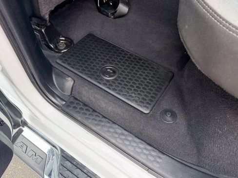 Used 2024 RAM 2500 Big Horn image 28