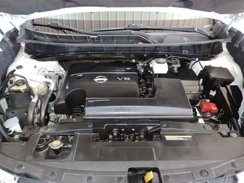 Used 2019 Nissan Murano S image 25