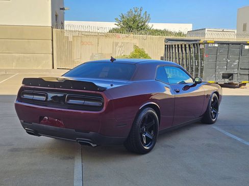 Used 2019 Dodge Challenger R/T Scat Pack RWD image 5