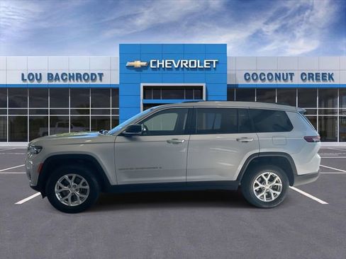 Used 2023 Jeep Grand Cherokee L Limited RWD image 5