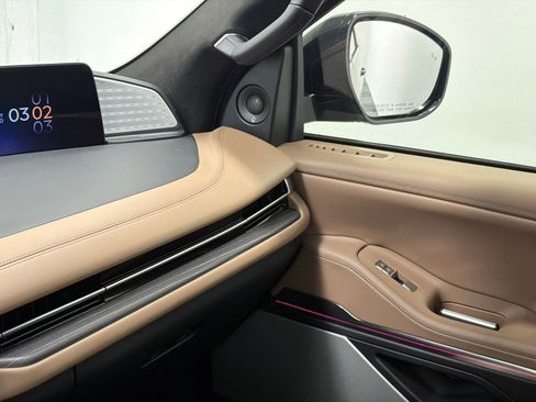 New 2025 Lincoln Navigator Black Label AWD/4WD image 42