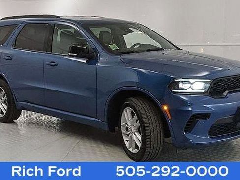 Used 2025 Dodge Durango GT image 1