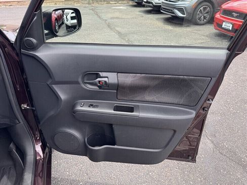 Used 2015 Scion xB FWD image 26