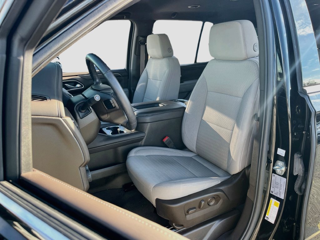 Used 2024 Chevrolet Tahoe LS w/ Driver Alert Package RWD image 19