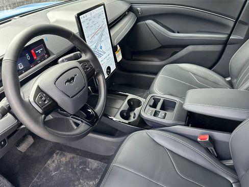 New 2026 Ford Mustang Mach-E Select w/ Comfort Package RWD image 9