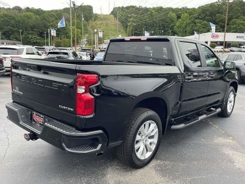 Certified 2025 Chevrolet Silverado 1500 Custom RWD image 4