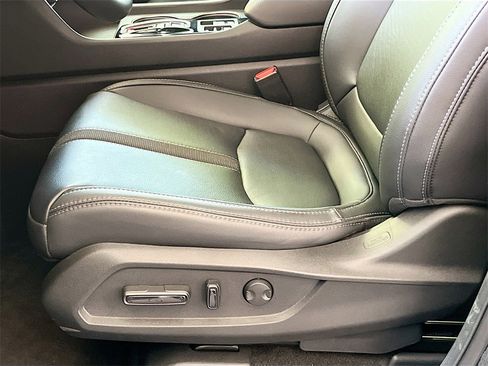 Used 2025 Honda Pilot Touring image 20