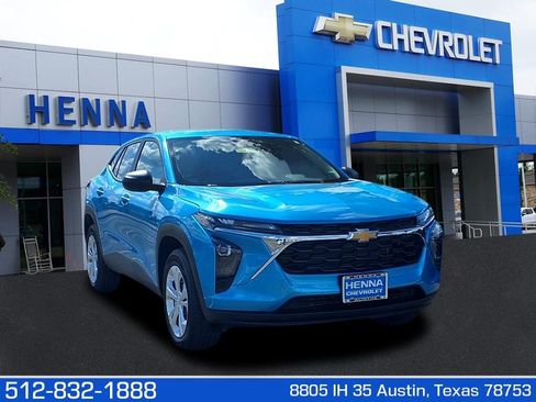 New 2026 Chevrolet Trax LS w/ Driver Confidence Package image 1