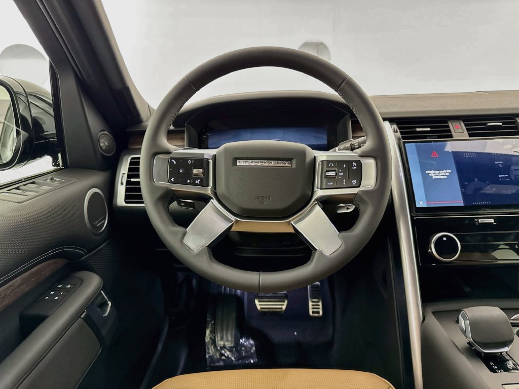 New 2026 Land Rover Discovery Dynamic SE AWD/4WD image 23
