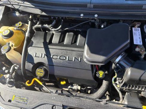 Used 2008 Lincoln MKX AWD image 24