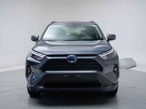 Used 2022 Toyota RAV4 XLE Premium AWD/4WD image 13