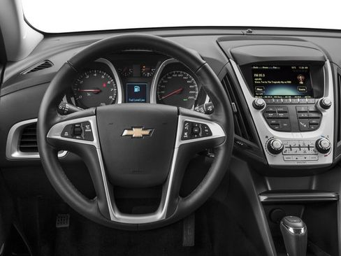 Used 2017 Chevrolet Equinox LT w/ Convenience Package image 10
