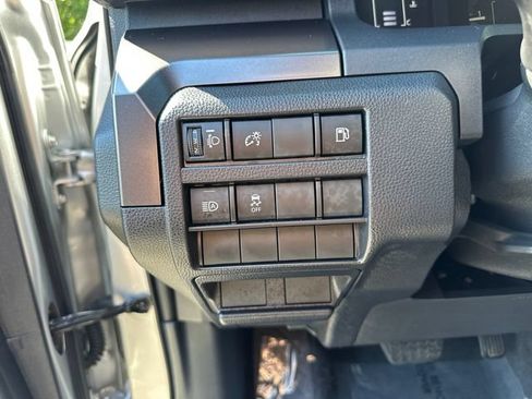 Certified 2026 Toyota 4Runner SR5 AWD/4WD image 33