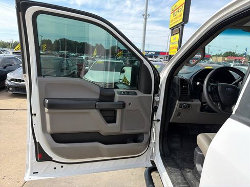 Used 2018 Ford F150 XL w/ Equipment Group 101A Mid AWD/4WD image 12