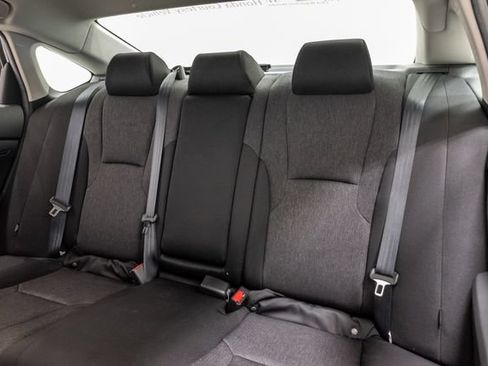 Used 2025 Honda Accord SE image 18