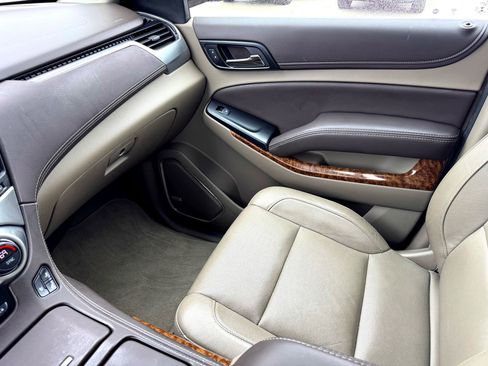 Used 2020 Chevrolet Tahoe Premier image 36