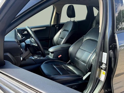 Used 2020 Ford Escape SE Sport image 16